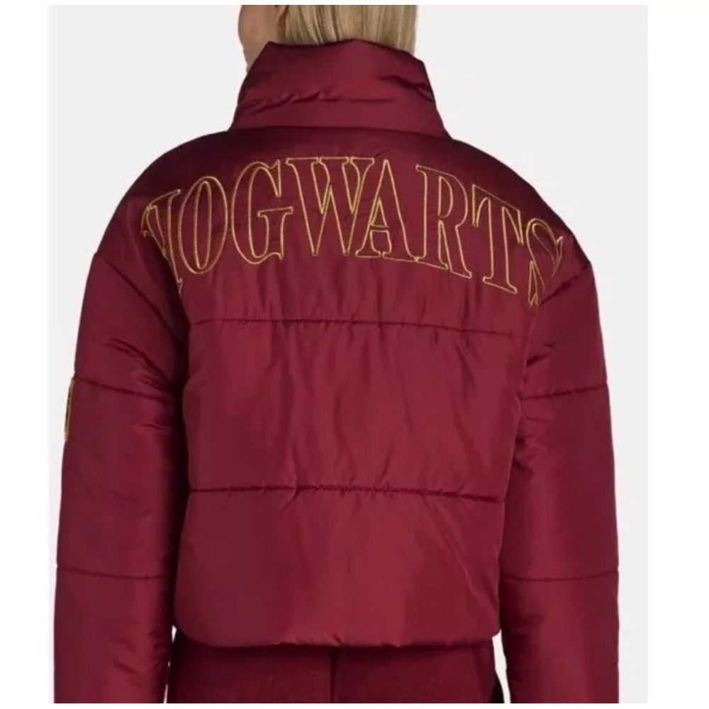 Harry Potter Women's M Puffer Jacket Wizarding World Hogwarts‎ Rhubarb Gold NEW - Picture 3 of 3